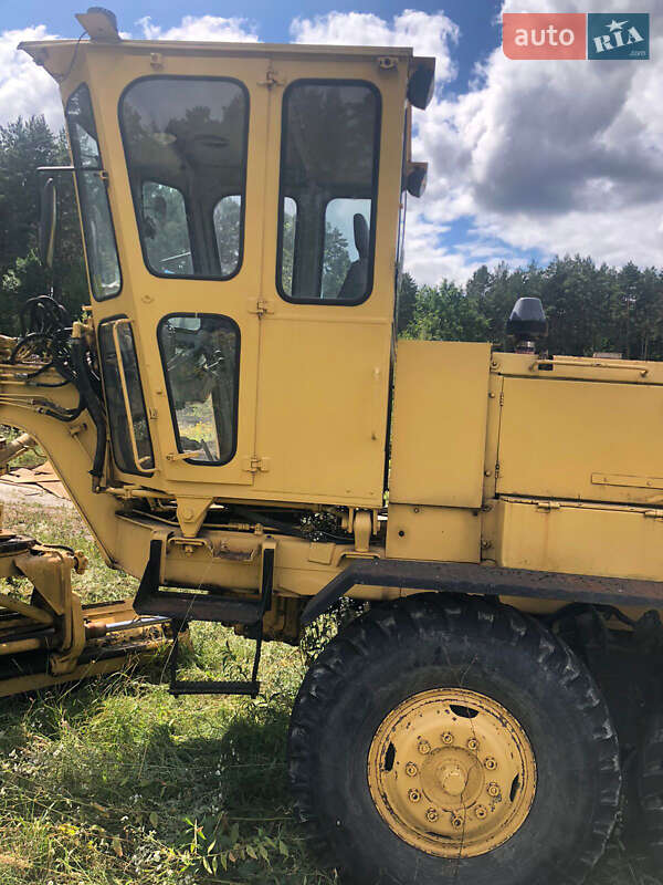 Автогрейдер ДЗ 143 1989 в Дубні