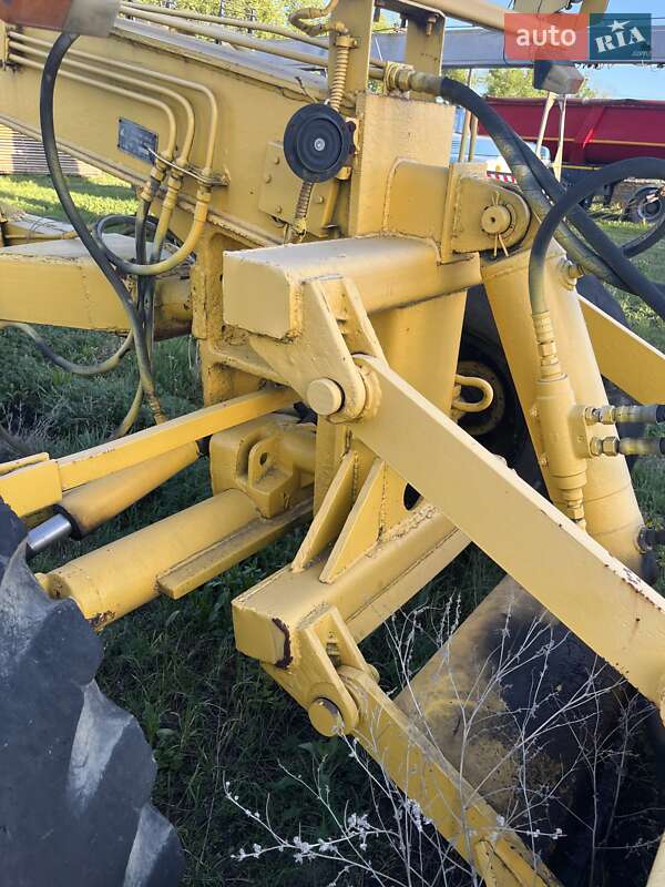 Автогрейдер ДЗ 180 1992 в Могилев-Подольске фото 5 Автогрейдер ДЗ 180 1992 в Могилев-Подольске