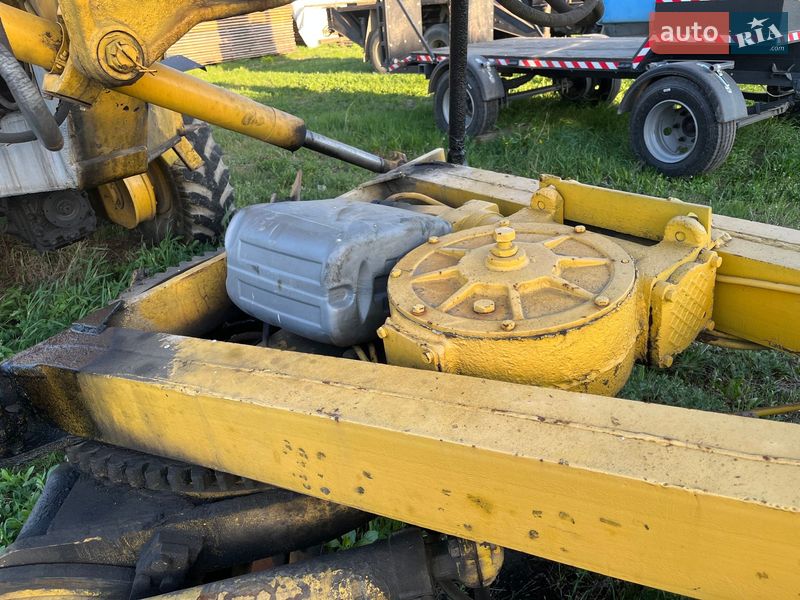 Автогрейдер ДЗ 180 1992 в Могилів-Подільському