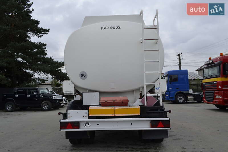 Цистерна EKW ROC 37 T3B 1997 в Хусті