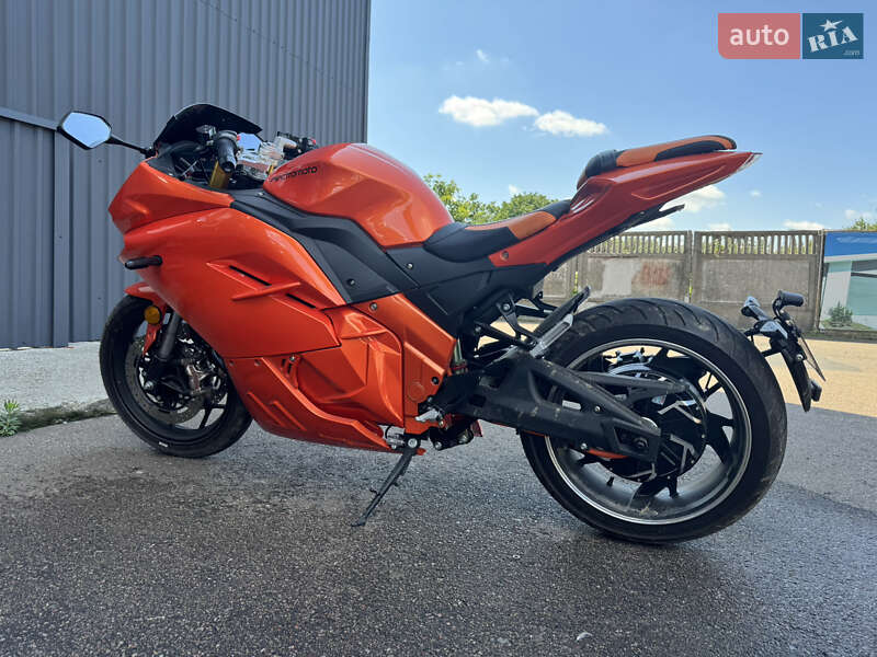 Спортбайк Electromoto EM Panigale 2025 в 