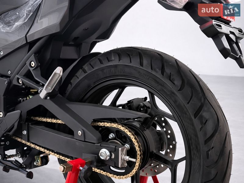 Мотоцикл Без обтекателей (Naked bike) Electromoto EM Z1000 2025 в Кременце