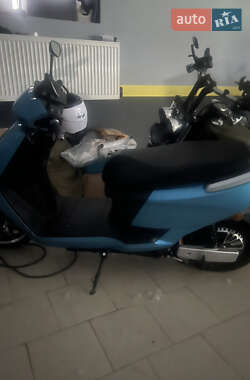 Скутер Electromoto HY 2023 в 