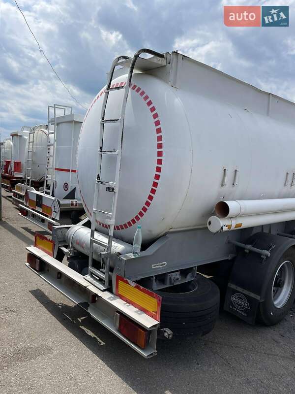 Цистерна полуприцеп ENERCO NС 2004 в Виннице