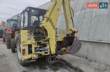 Экскаватор погрузчик ЭО 2106 2004 в Днепре