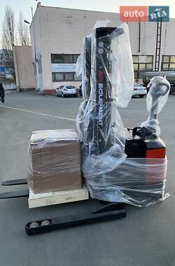 Штабелер EP Equipment ES 2023 в Киеве