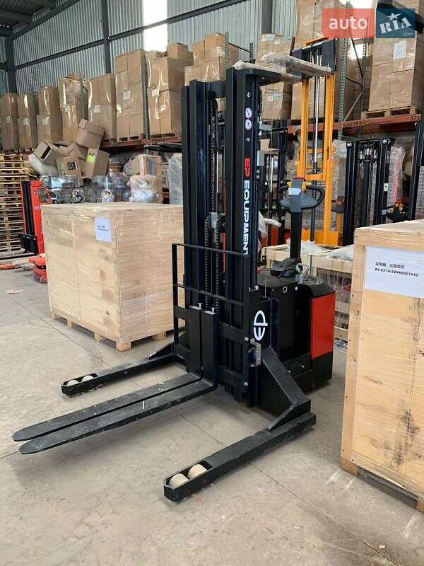 Штабелер EP Equipment ES 2023 в Києві