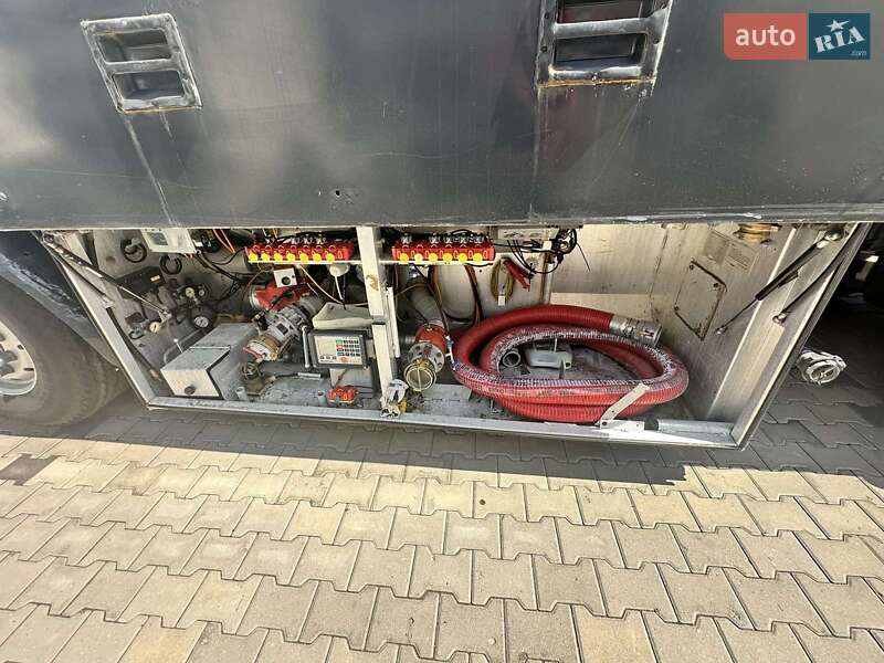 Цистерна напівпричіп Esterer DHE0189T 2001 в Черкасах фото 9 Цистерна напівпричіп Esterer DHE0189T 2001 в Черкасах