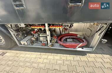 Цистерна полуприцеп Esterer  DHE0189T 2001 в 