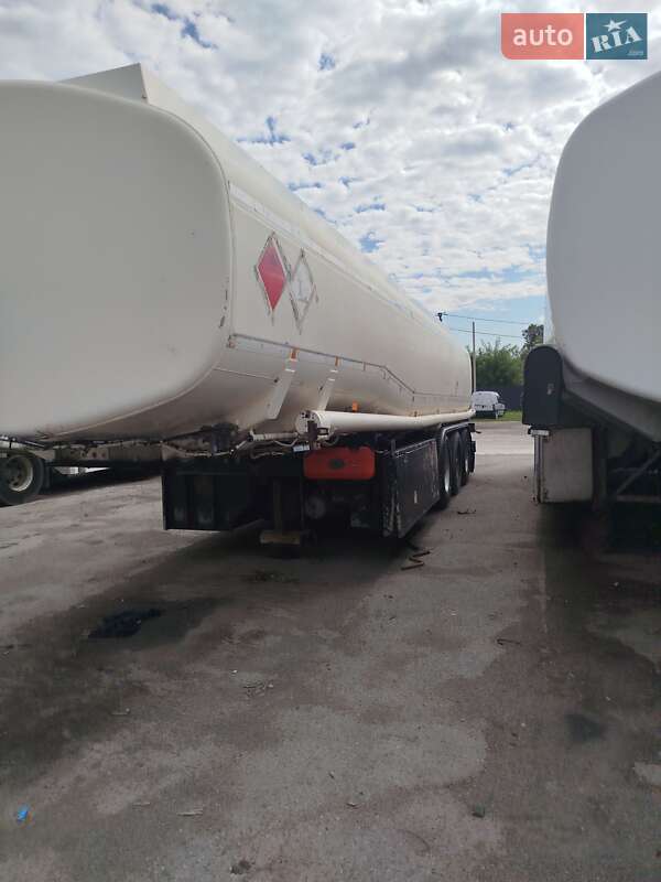 Цистерна напівпричіп Esterer DHE0189T 1992 в Івано-Франківську фото 3 Цистерна напівпричіп Esterer DHE0189T 1992 в Івано-Франківську