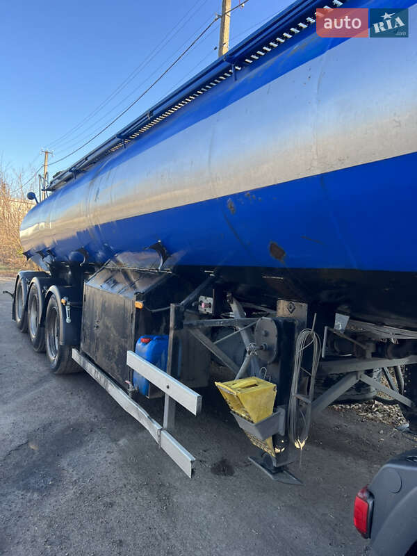 Цистерна полуприцеп Everlast ППЦП-30 2007 в Снигиревке