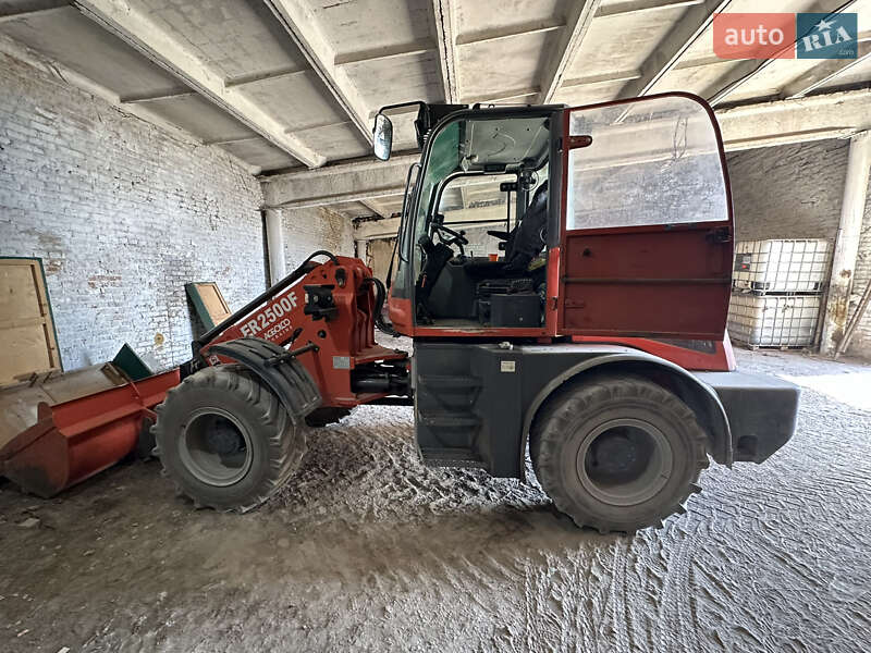 Фронтальный погрузчик Everun  2500F 2022 в Александрие