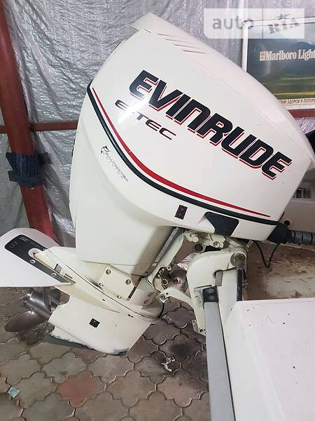 Човен Evinrude E-TEC 2007 в Черкасах