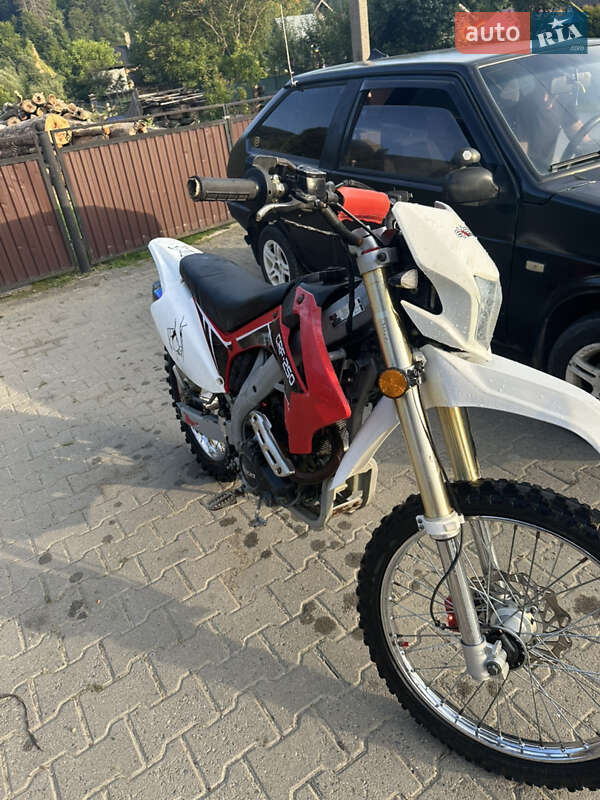 Мотоцикл Кросс Exdrive CRF-250 2022 в Путилі