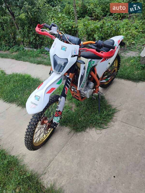 Мотоцикл Позашляховий (Enduro) Exdrive Profactory 2022 в Тлумачі