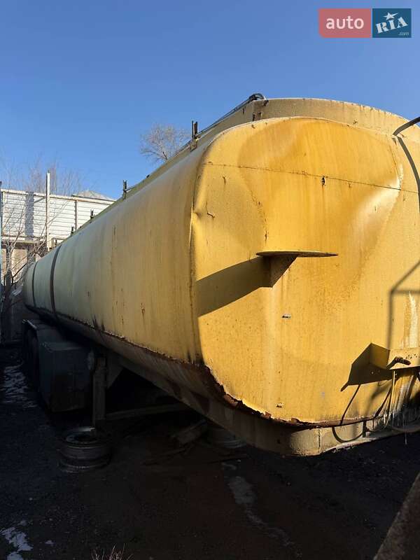 Цистерна напівпричіп EXO 99983 2003 в Дніпрі