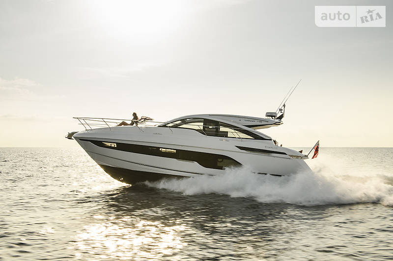 Моторная яхта Fairline Targa 43 2019 в 