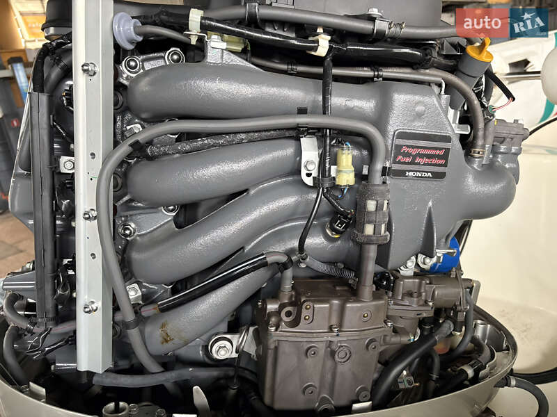 Катер Family 600 2000 в Чернігові