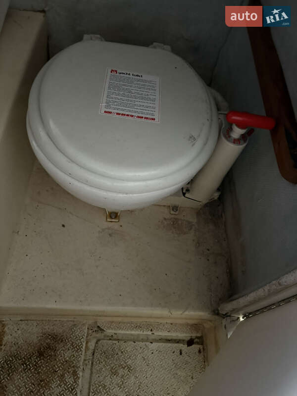 Катер Family 600 2000 в Чернігові