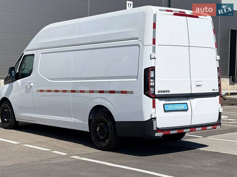 Грузовой фургон Farizon Supervan 2025 в Киеве