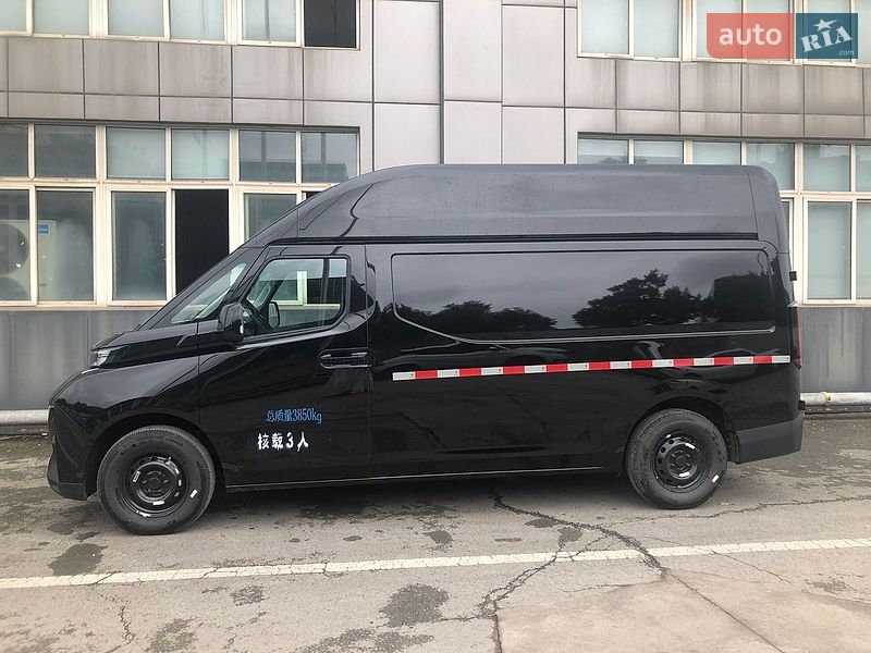 Вантажний фургон Farizon Supervan 2025 в Одесі
