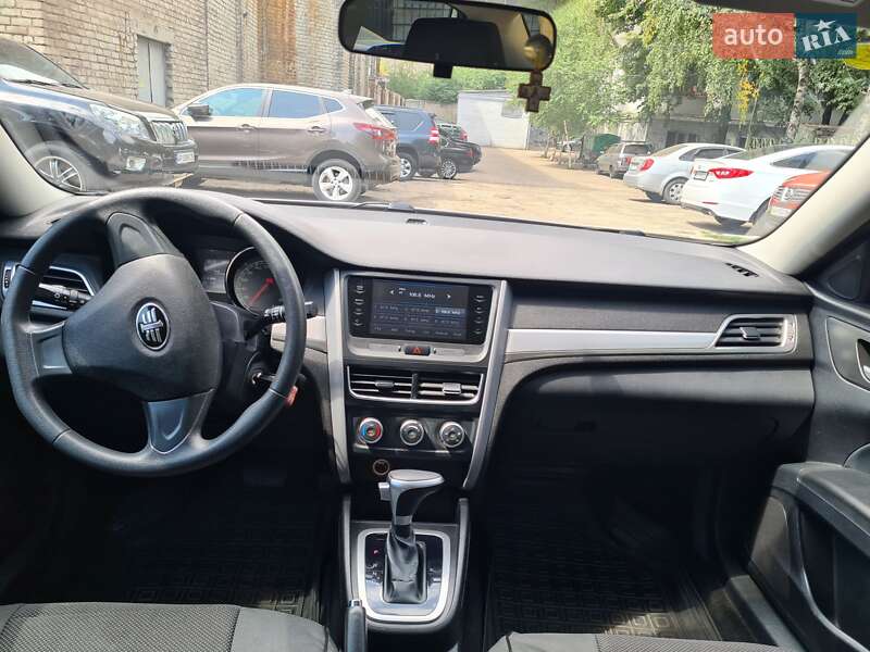 Седан FAW B30 2019 в Запорожье
