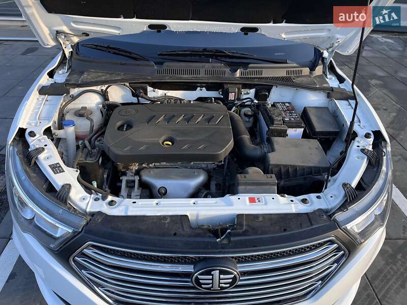 Седан FAW B30 2019 в Луцке