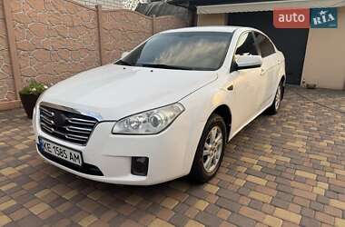 Седан FAW Besturn B50 2013 в 