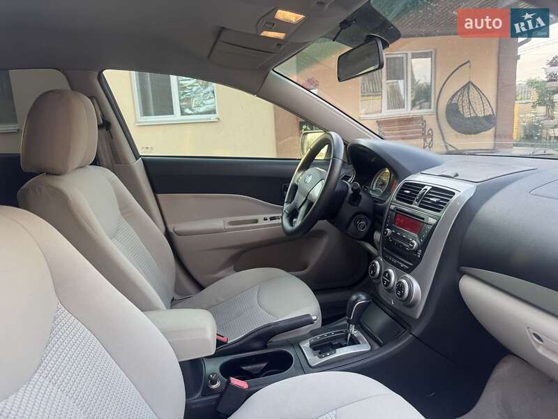 Седан FAW Besturn B50 2013 в Днепре