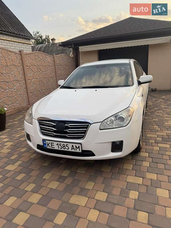 Седан FAW Besturn B50 2013 в Днепре