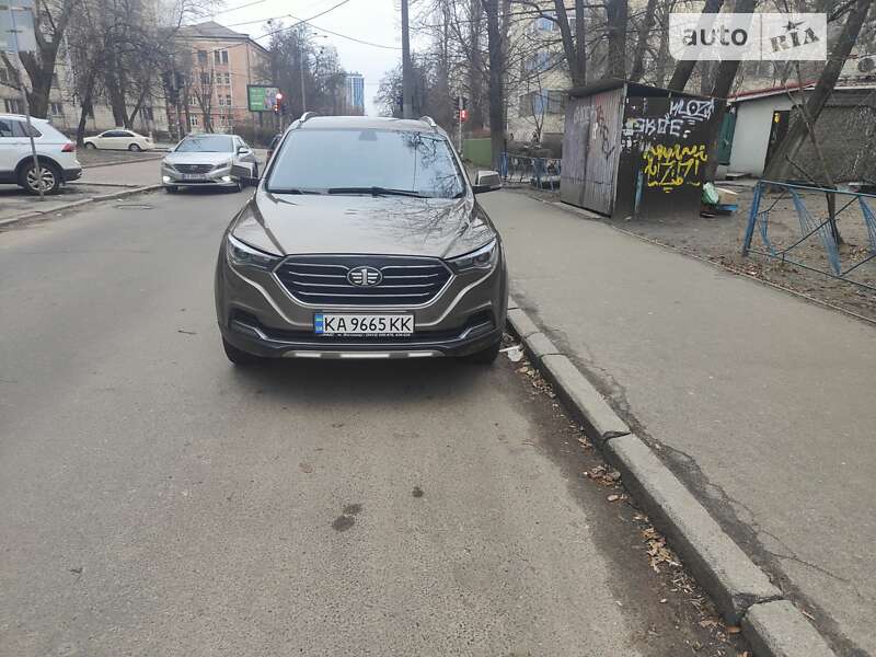 Внедорожник / Кроссовер FAW Besturn X40 2019 в Киеве