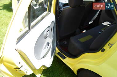 Хэтчбек FAW V2 2013 в 