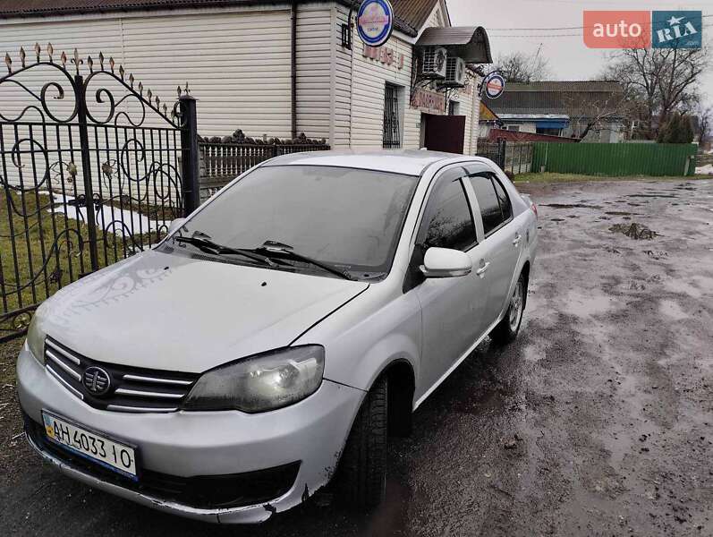 Седан FAW V5 2013 в Броварах