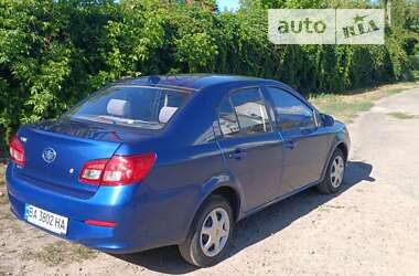 Седан FAW V5 2013 в 