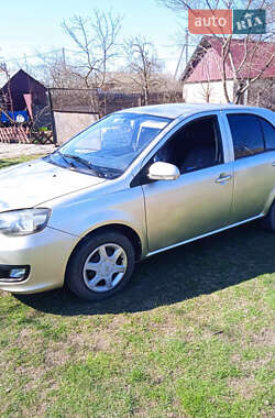 Седан FAW V5 2013 в 