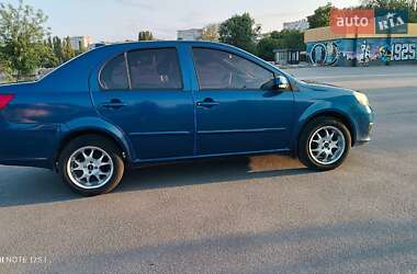 Седан FAW V5 2013 в 