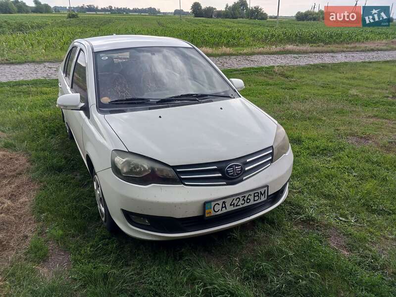 Седан FAW V5 2013 в Черкассах