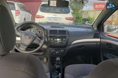 Седан FAW V5 2013 в 