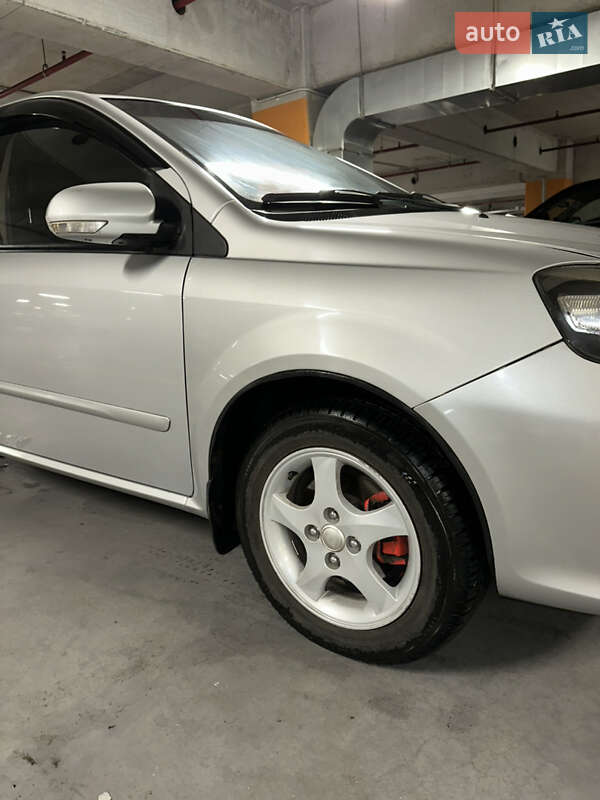 Седан FAW V5 2013 в Ізмаїлі фото 23 Седан FAW V5 2013 в Ізмаїлі