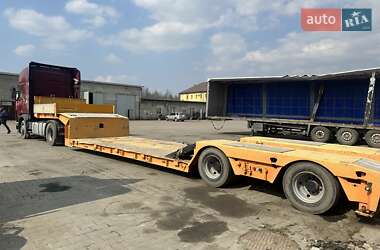 Низкорамна платформа Faymonville STBZ-2VA 2007 в Львові