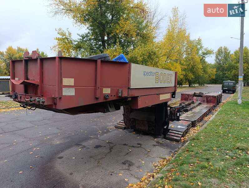 Низкорамна платформа Faymonville STBZ-VA 2004 в Дніпрі