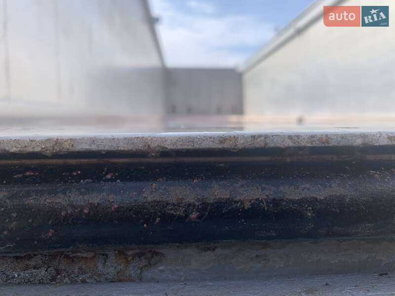 Самоскид напівпричіп Feber NW 2010 в Радехові