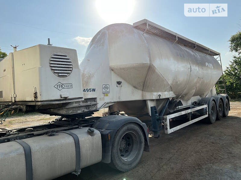 Цистерна напівпричіп Feldbinder FFB 2001 в Дніпрі