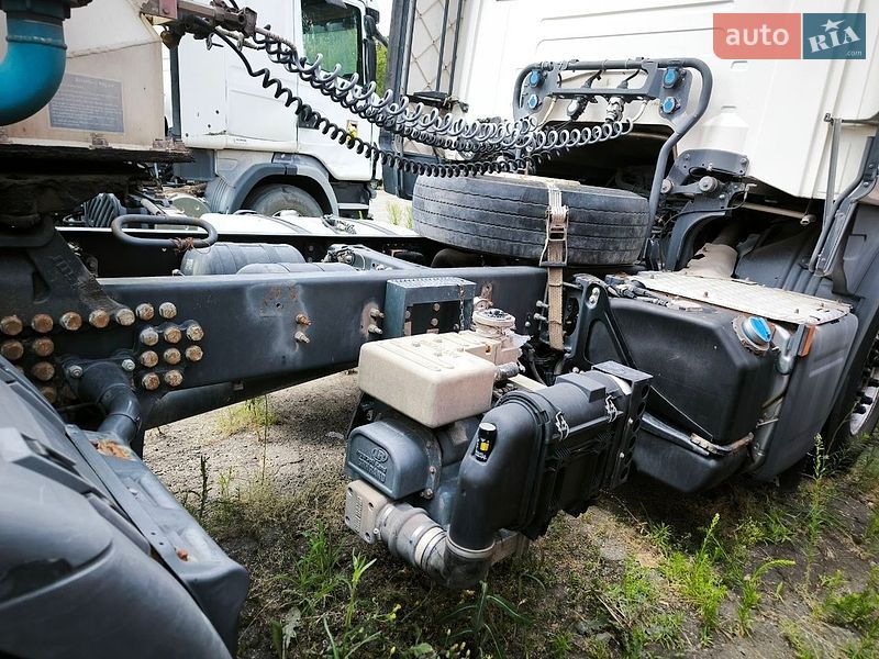 Цементовоз Feldbinder FFB 2011 в Николаеве