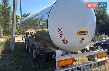 Цистерна полуприцеп Feldbinder TSA 2002 в Перещепине