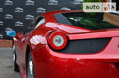 Купе Ferrari 458 Italia 2012 в Киеве
