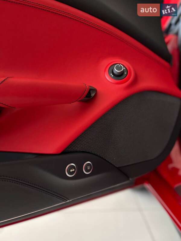 Купе Ferrari 488 GTB 2016 в Одессе