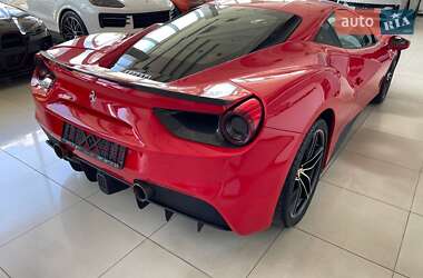 Купе Ferrari 488 GTB 2016 в 