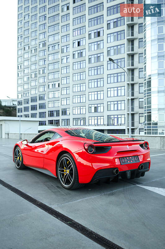 Купе Ferrari 488 GTB 2016 в Одессе
