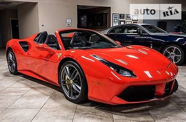 Купе Ferrari 488 Spider 2019 в Києві